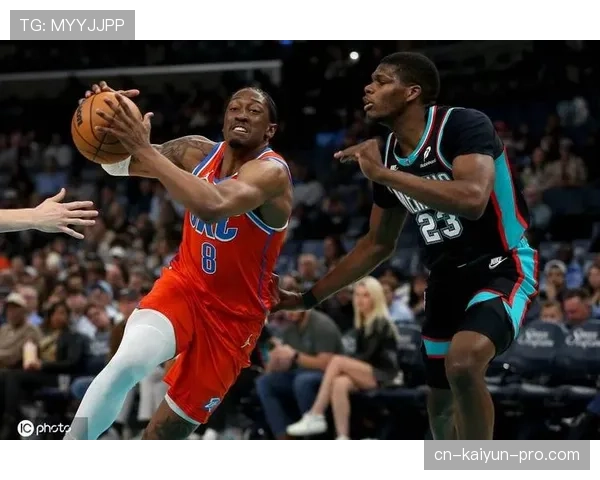 杰伦·杰克逊二世防守影响力拉开灰熊内线优势